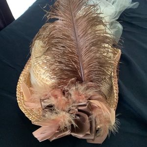 Modified cowgirl hat